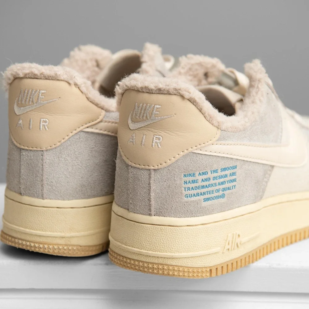 Nike Air Force 1 Sherpa Photon Dust Sz 9 Fleece Lined Suede GorpCore Athleisure